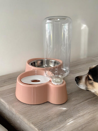 Comedero con dispensador de agua